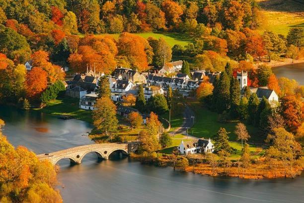 Glencroft A Fairytale Highland Cottage Абърфелди Екстериор снимка